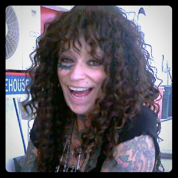 Meet your Posher, Terri - Picture 1 of 1